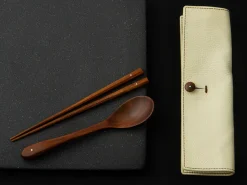 ORYOKI Besteck Set mit Essstäbchen, Löffel und Leder-Tasche