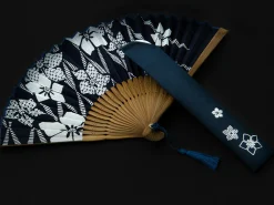 ORYOKI Handfächer Aihitoe Kon, blau