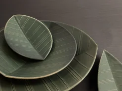 ORYOKI HAZARA Leaf Banryoku, Servierplatte, grün
