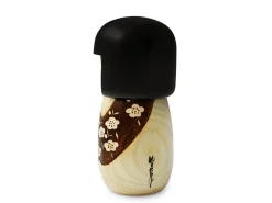 ORYOKI Kokeshi: Holzfigur Sachi
