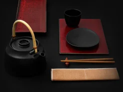 ORYOKI Servierplatte Shuin, rot, 2 Größen